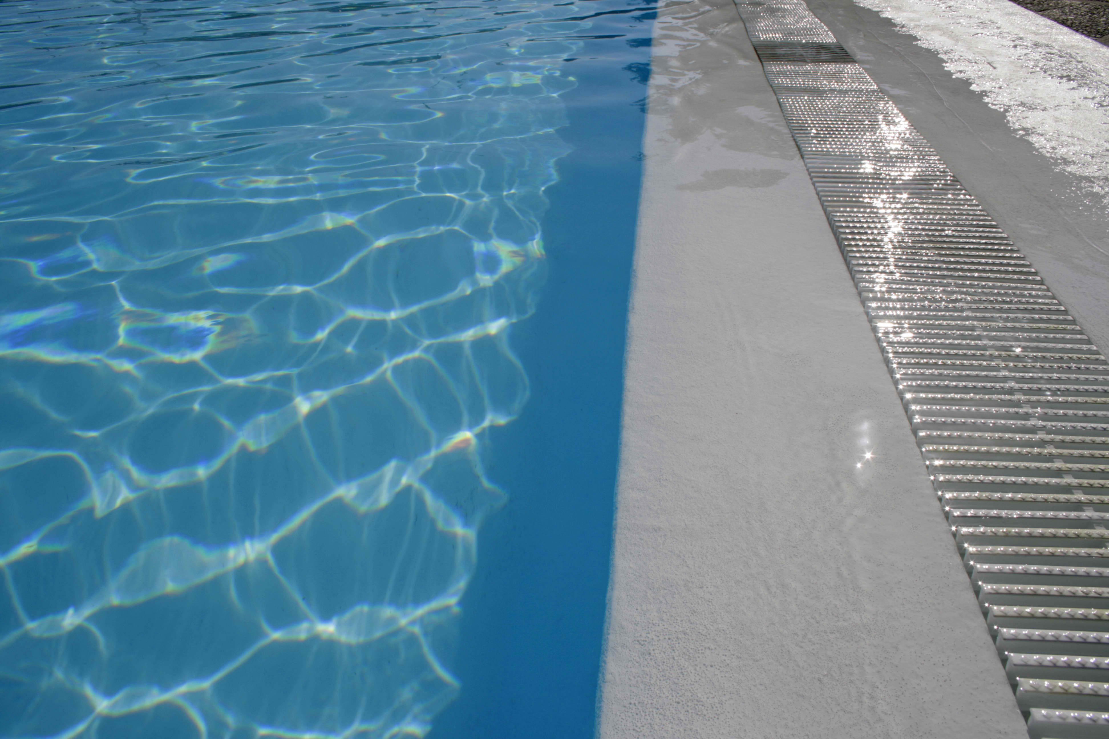 Swimming_Pool