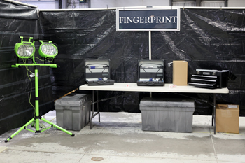 Fingerprinting station