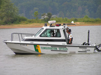 Officers train with new 27 foot patrol boat on Lake Monroe