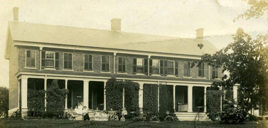 Noncommissioned Officers Quarters, circa 1910.